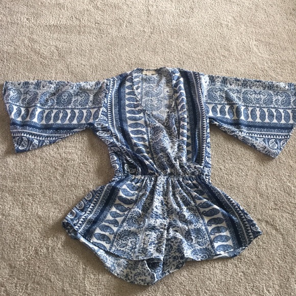 Romper - Picture 1 of 4